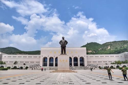 延安干部教育培训活动_学习延安精神、传承红色基因
