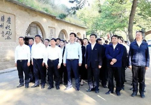 广西党员赴延安红色教育基地接受党性教育